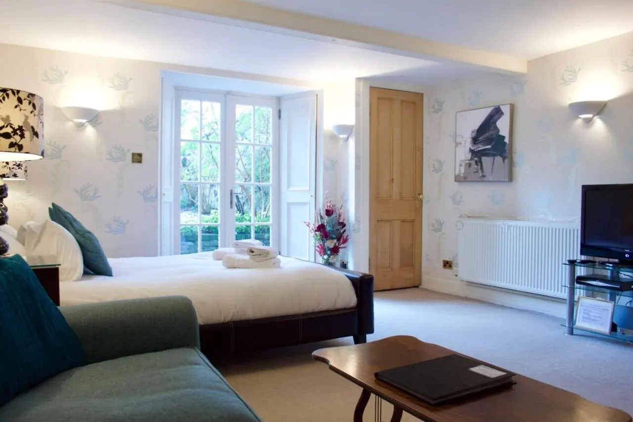 Beautiful New Town Studio With Patio Apartment Edinburgh