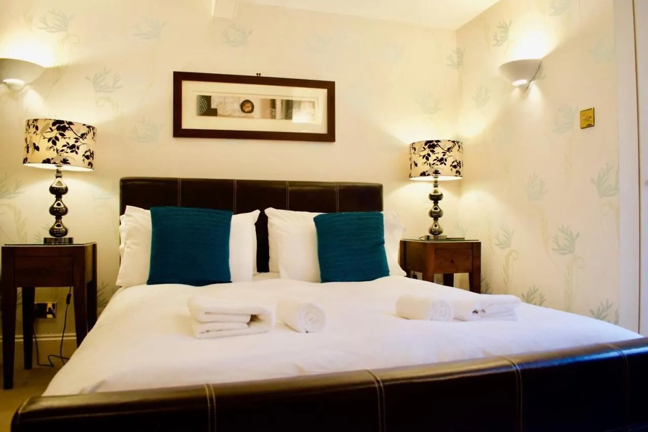 Beautiful New Town Studio With Patio Apartment Edinburgh 0*,